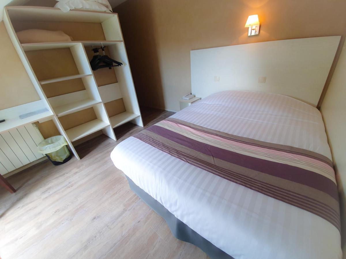 Alicia Auray Le Hotel Bono