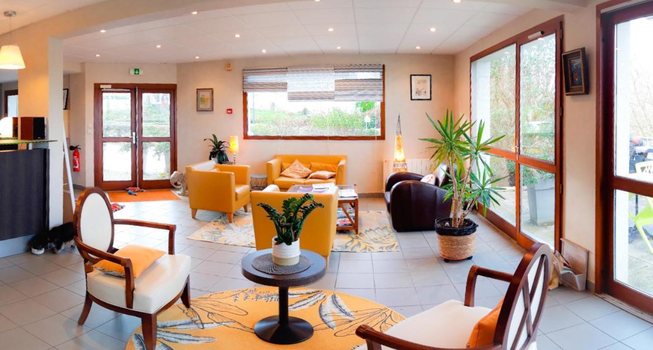 Alicia Auray Le Hotel Bono